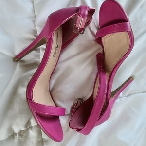 Anne Michelle Fuschia Heels